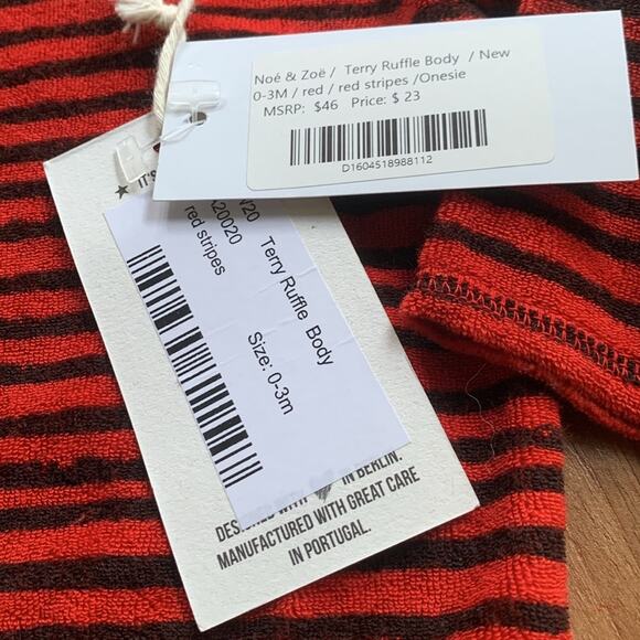 Noe & Zoe Terry Ruffle Body Onesie Red Stripes Size 0-3M NWT - Picture 5 of 8